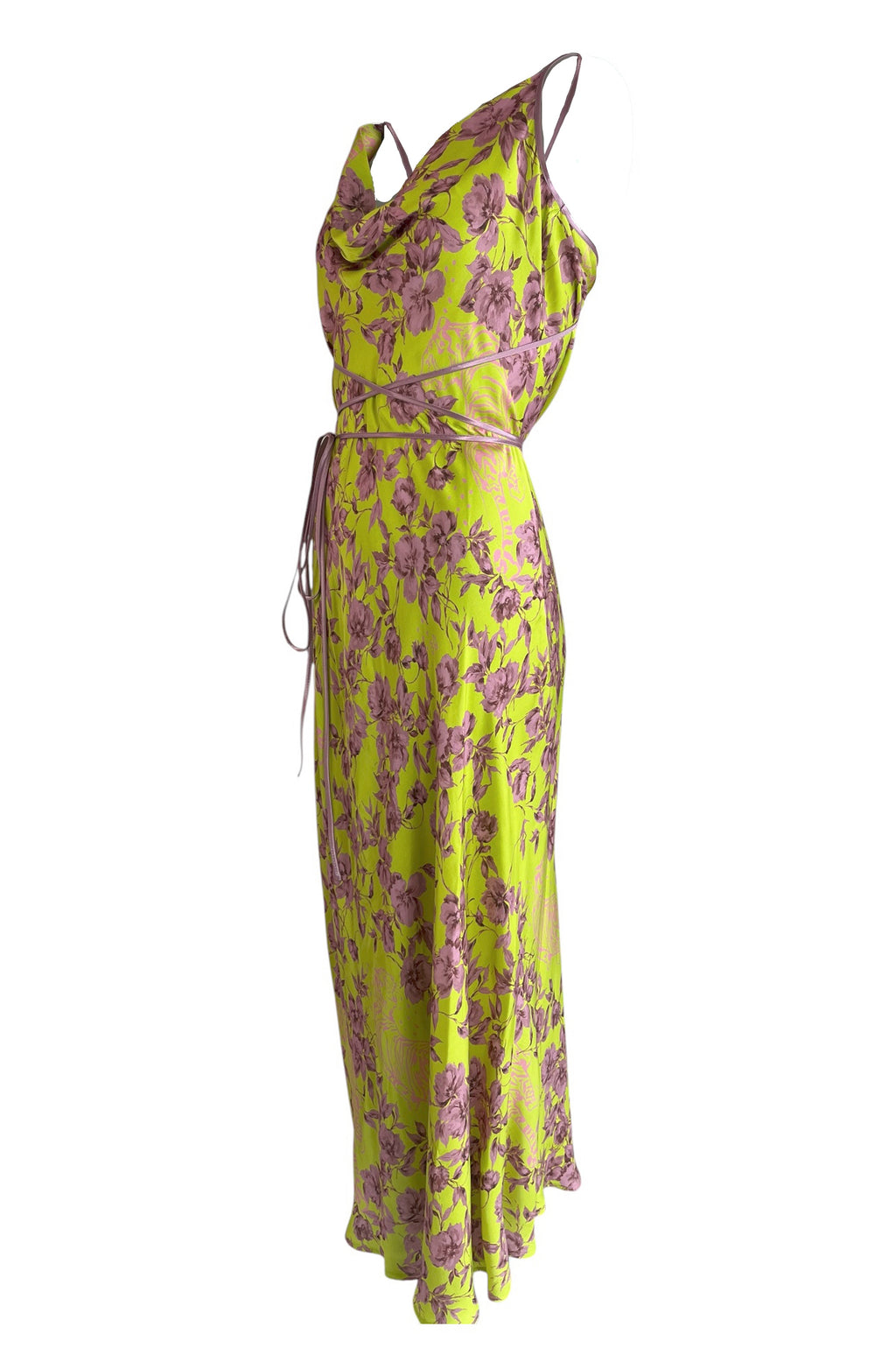 ELEGANTES KLEID
