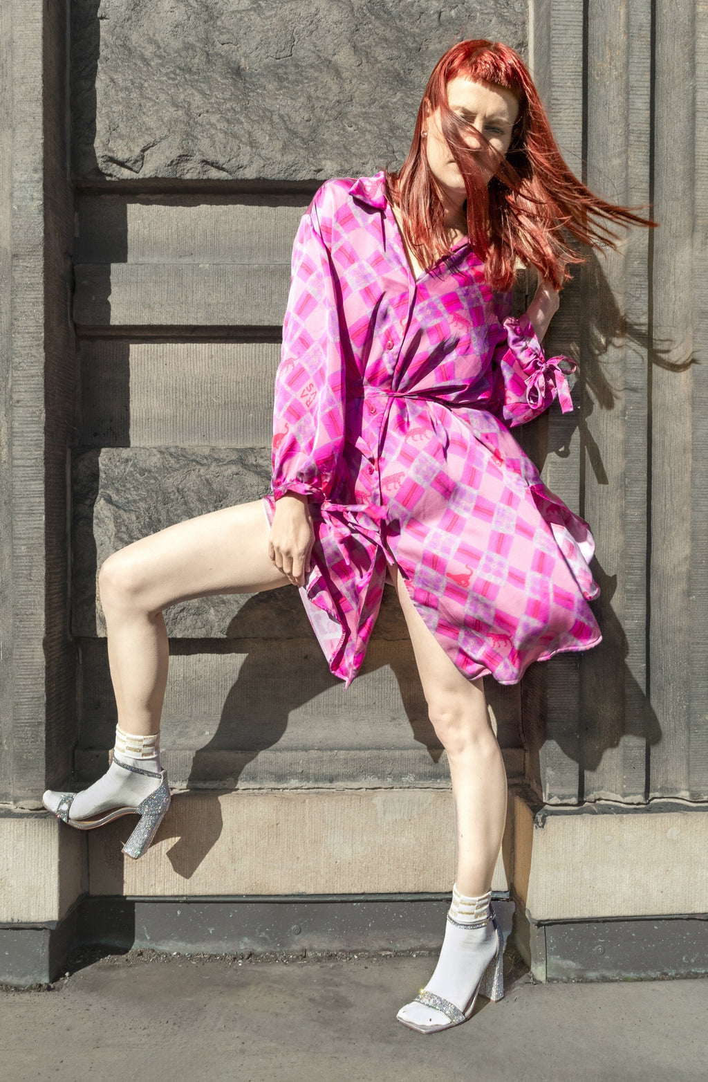 Karo Satin Blusenkleid