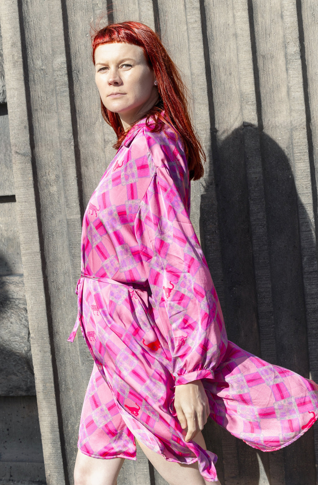 Karo Satin Blusenkleid