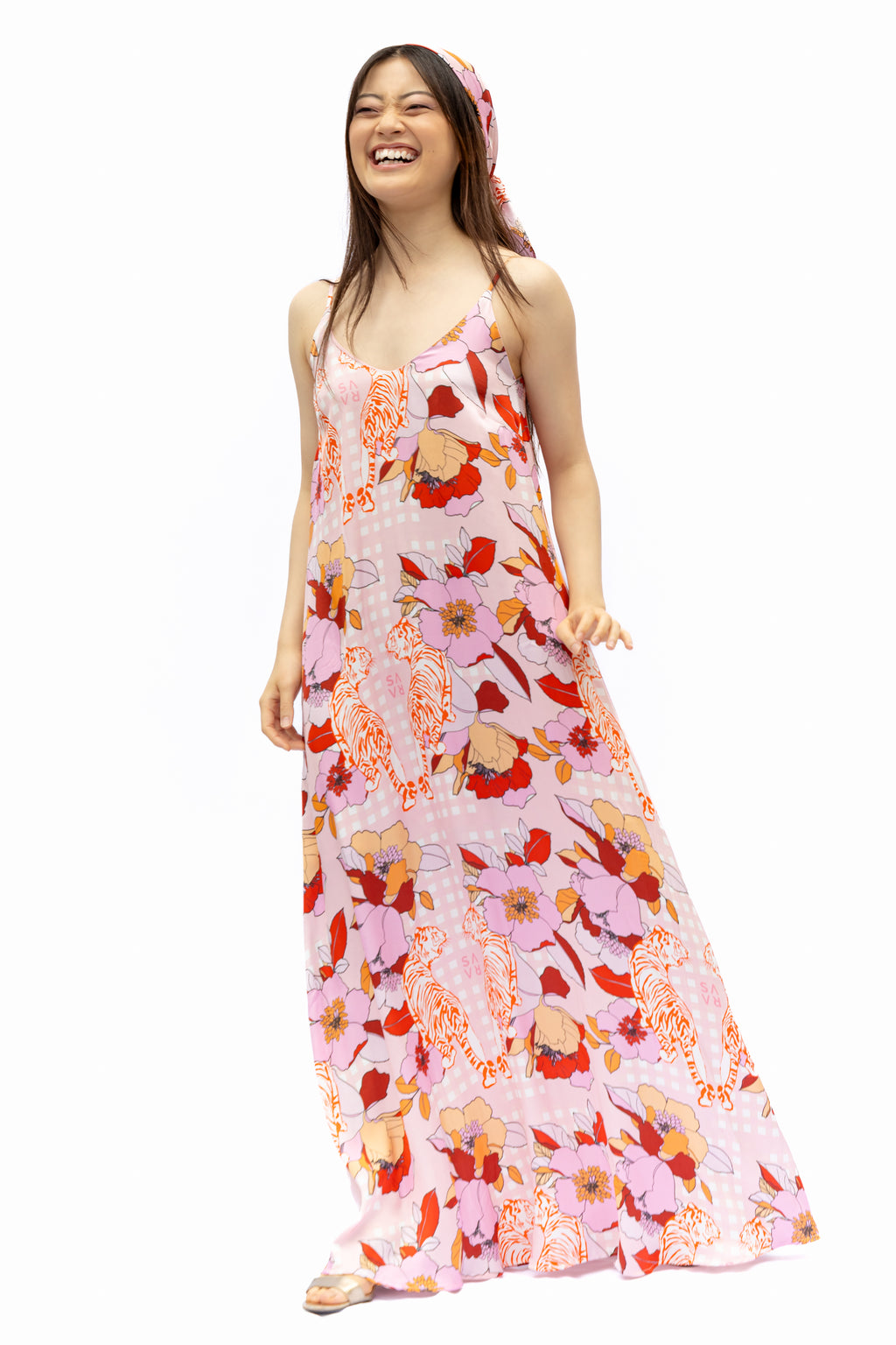 MAXIKLEID