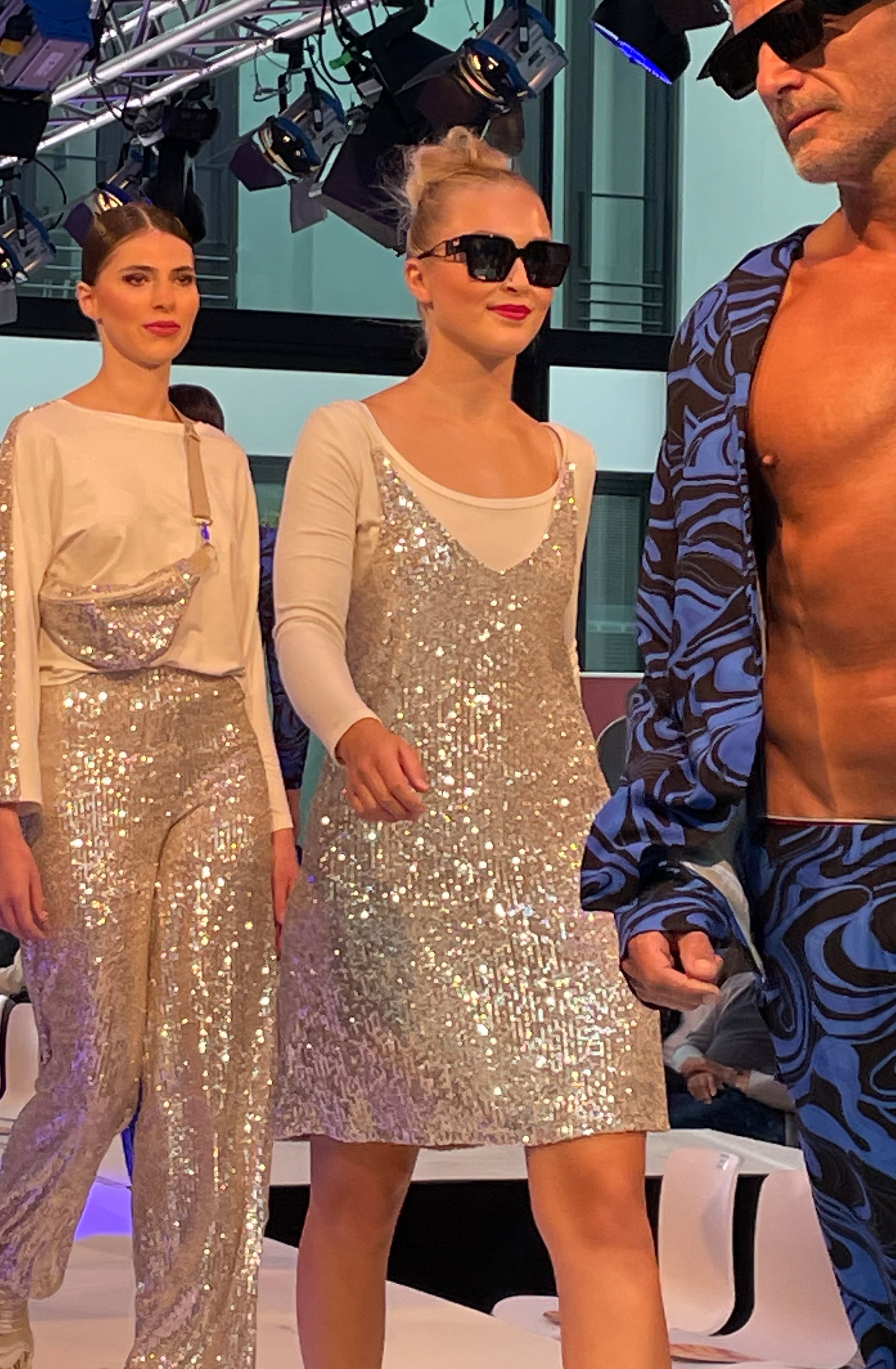 Glam Kleid Champagner