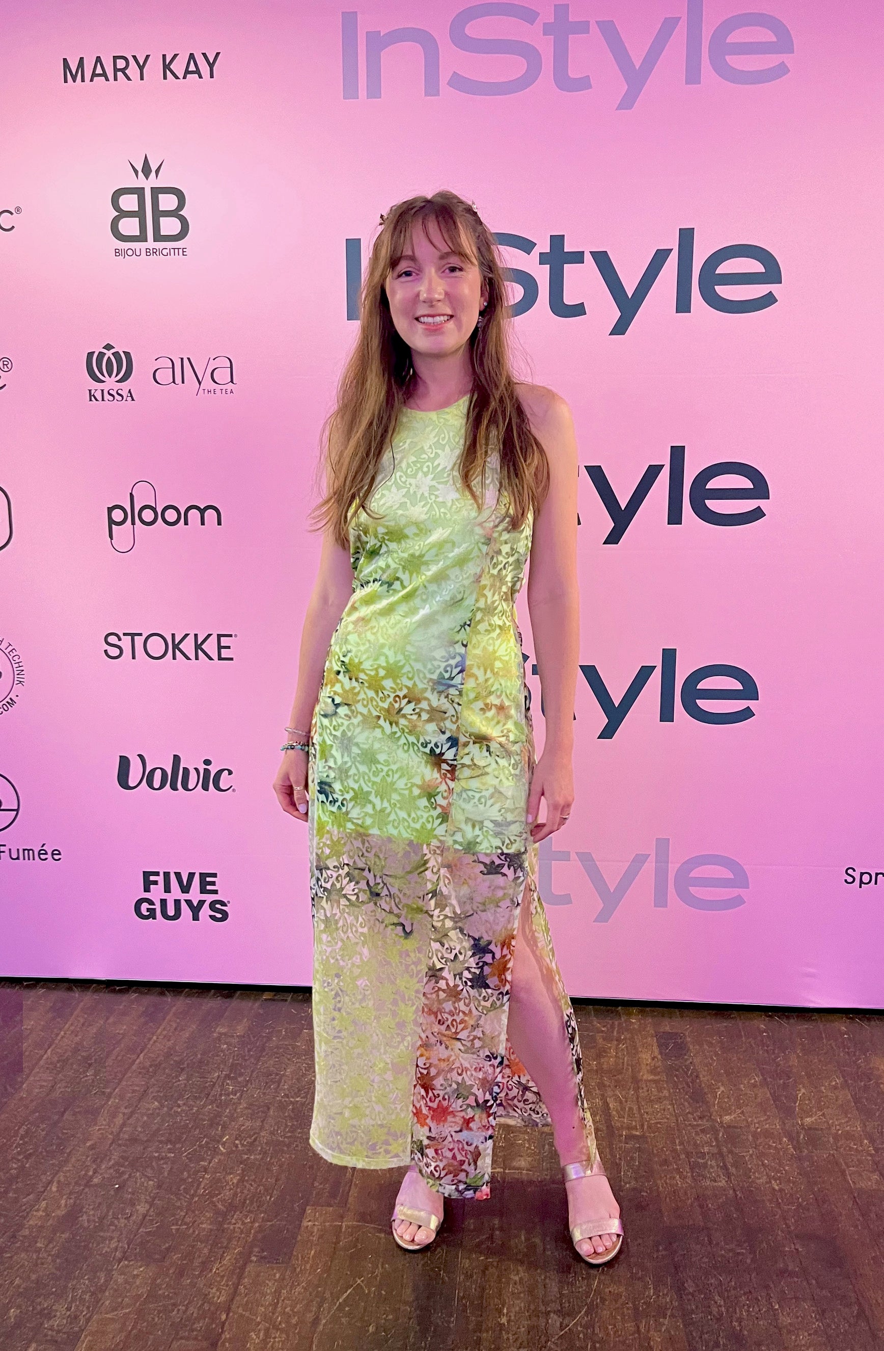 Limes Neckholder Kleid | Limitiert